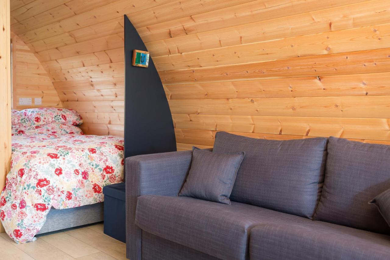 Luxury Two-Bed Glamping Pod In County Clare 2 Villa Kilbane Ngoại thất bức ảnh